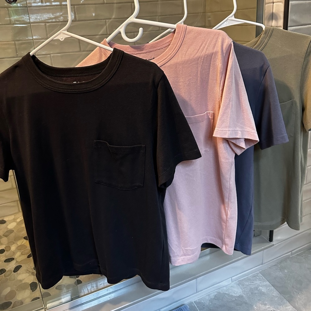 Bundle of 4 Madewell Tees Size Medium